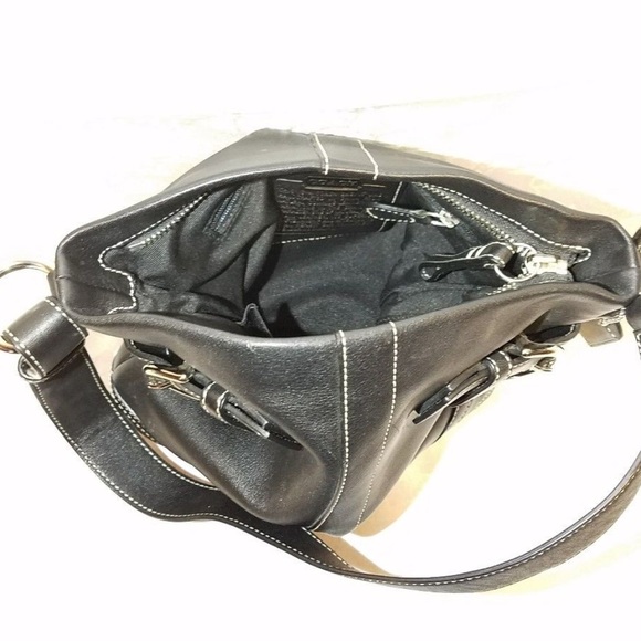 Coach #J05D-1453 Black Leather Shoulder Bag EUC - Picture 3 of 3